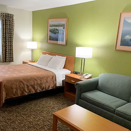 Hudson Inn & Suites-3