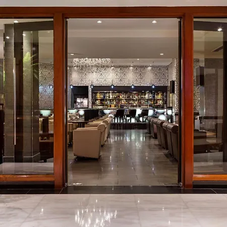 Radisson Blu Hotel, London Heathrow-3