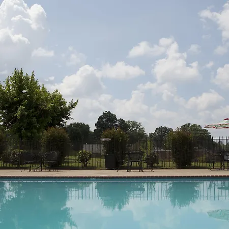 Red Roof Inn & Suites Jackson, Tn-2