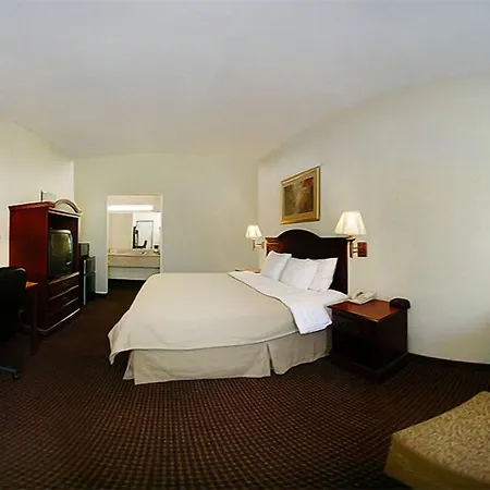 Quality Inn Goodlettsville-2
