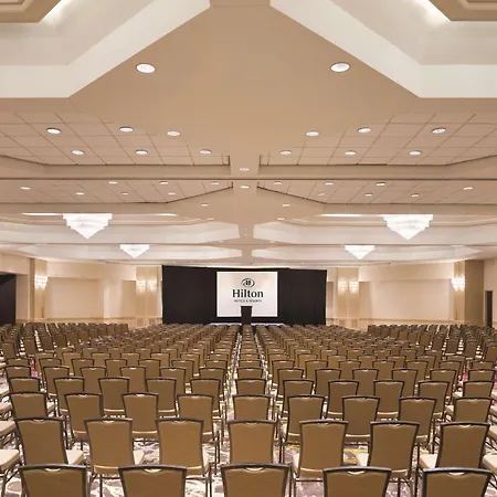 Hilton East Brunswick-2