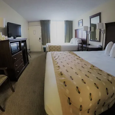 Days Inn Of Frederick By Wyndham-3