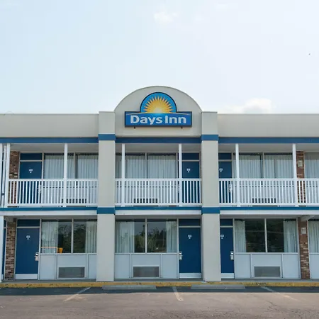 Days Inn By Wyndham Waynesboro-2