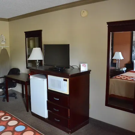 Hill Country Inn And Suite-3