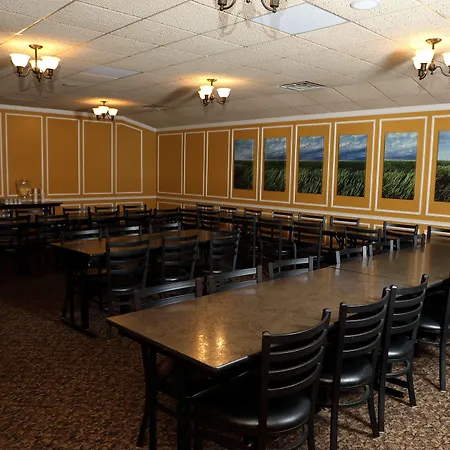 Northern Lights Inn Rugby-2