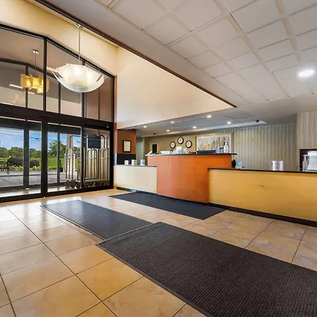 Best Western Detroit Livonia-2