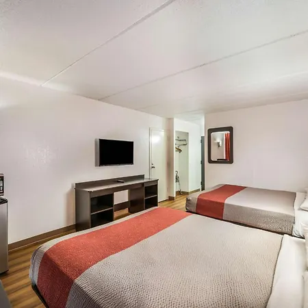 Motel 6-Henderson, Tx-3