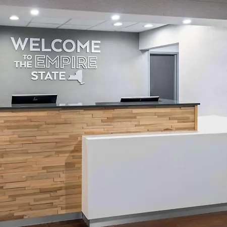 Hampton Inn Buffalo-Airport Galleria Mall-3