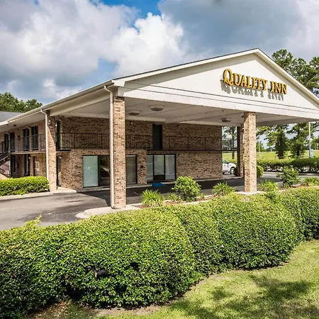 Quality Inn Manning I-95-2