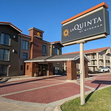La Quinta Inn By Wyndham Temple-2