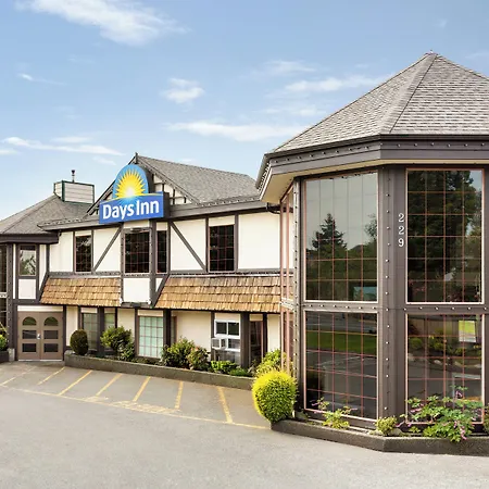 Days Inn By Wyndham Victoria Uptown-3