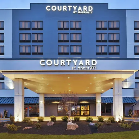 Courtyard By Marriott Secaucus Meadowlands-2