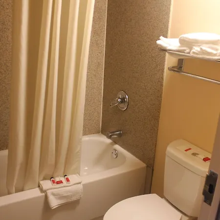 Super 8 By Wyndham Laurel-2