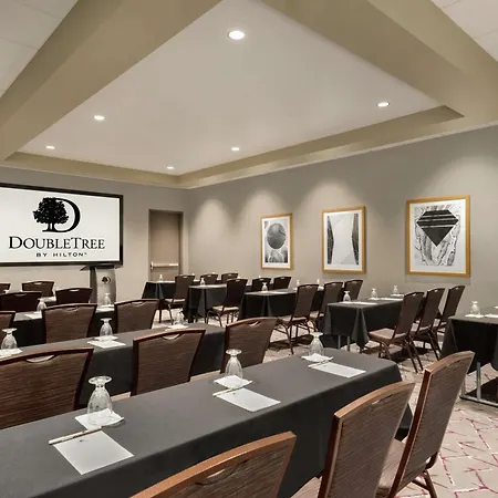 Doubletree By Hilton St. Paul, Mn-3