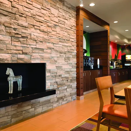 Fairfield Inn Muncie-3