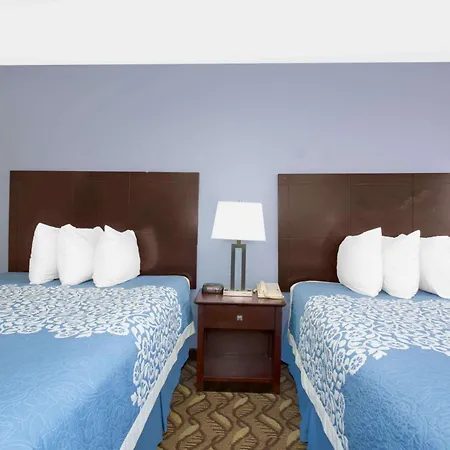 Days Inn By Wyndham North Platte-2