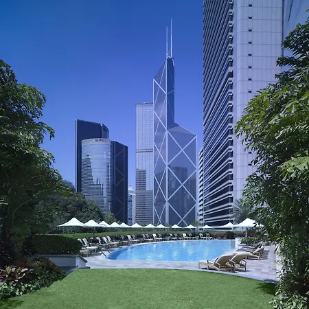Island Shangri-La, Hong Kong-3