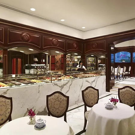 Island Shangri-La, Hong Kong-2