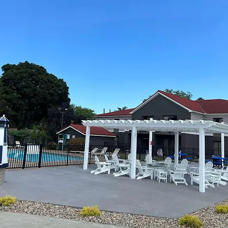 La Quinta Inn By Wyndham Sandusky Near Cedar Point-2