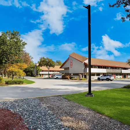 Red Roof Inn Cleveland - Westlake-2