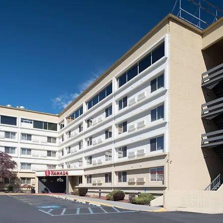Ramada By Wyndham Downtown Spokane-2