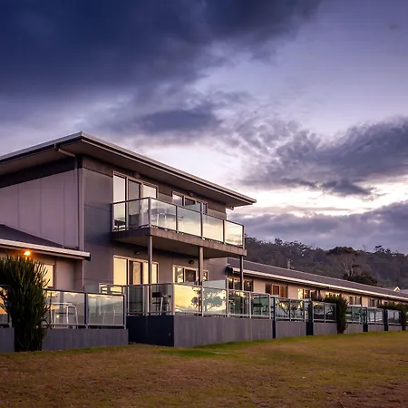 Beachfront Bicheno-3