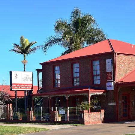 Early Australian Motor Inn-3