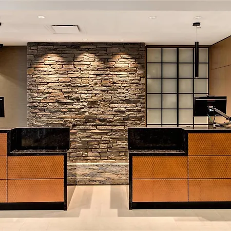 Delta Hotels By Marriott Kamloops-3