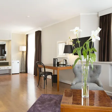 Elite Hotel Savoy-3