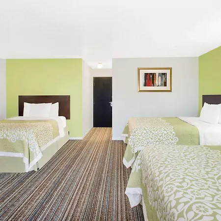 Days Inn By Wyndham York-2