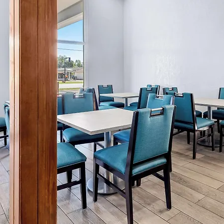 Surestay Plus By Best Western Beaumont-3