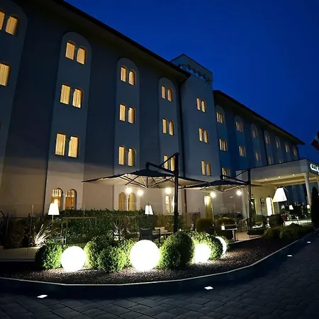 Best Western Grand Hotel Guinigi-3