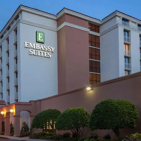 Embassy Suites Baton Rouge-3