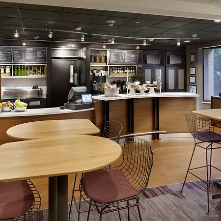 Courtyard By Marriott State College-2