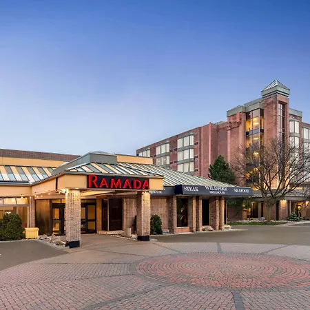 Ramada Plaza By Wyndham Niagara Falls-2