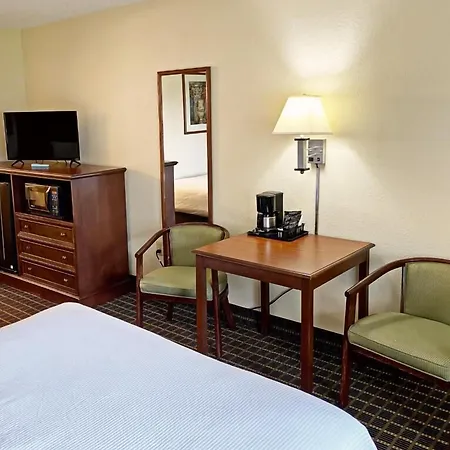 Roadstar Hotel Zephyrhills-2