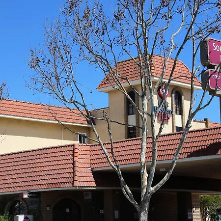 Best Western Plus South Bay Hotel-2
