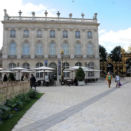 Grand Hotel De La Reine - Place Stanislas-2