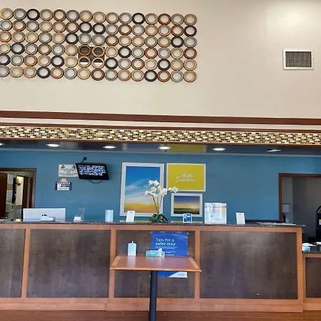 Days Inn By Wyndham Fayetteville-South/I-95 Exit 49-2
