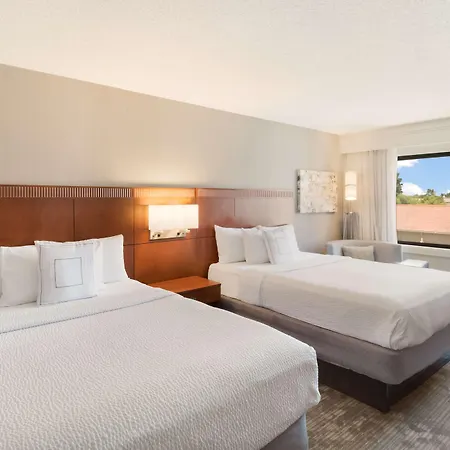 Sonesta Select Huntington Beach Fountain Valley-2