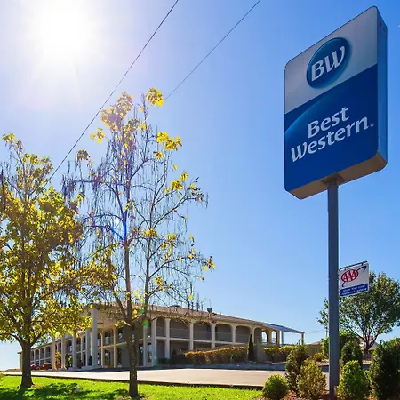 Days Inn By Wyndham Columbia Kentucky-3