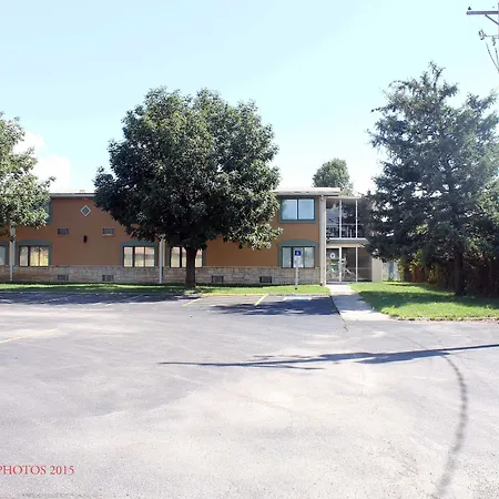 Quality Inn & Suites Council Bluffs - Omaha East-3