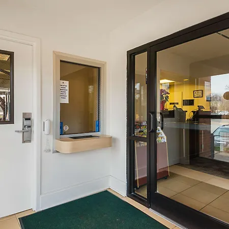 Studio 6 Extended Stay - Greensboro, Nc-3