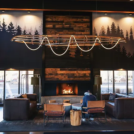 Waypoint Hotel-3