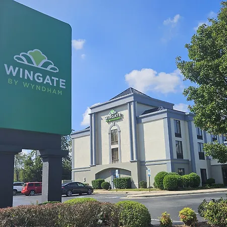 Wingate By Wyndham Greensboro-Coliseum-2