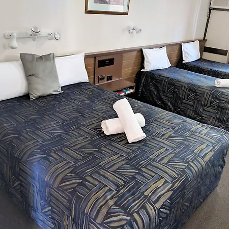 Miners Lodge Motor Inn-2