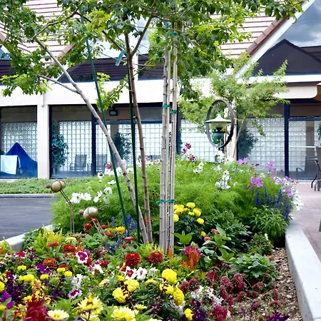 Best Western Town And Country Inn-2