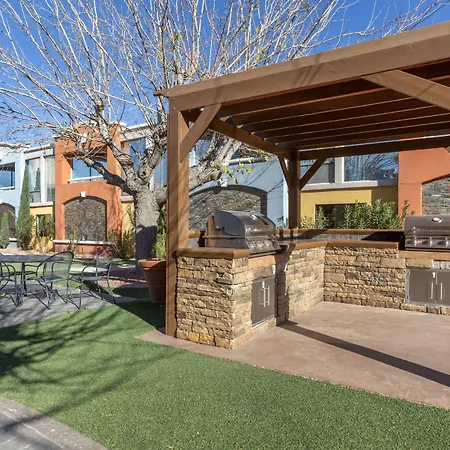 Best Western Plus El Paso Airport Hotel & Conference Center-3