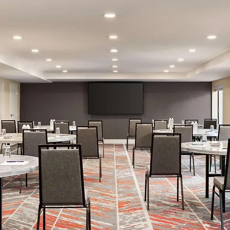 Doubletree By Hilton Columbus Dublin-2