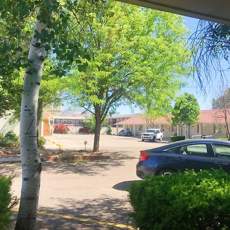 Appletree Inn-2
